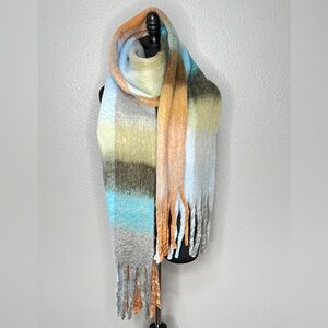 NWOT Cozy Neutral Plaid Scarf Fringe Orange
